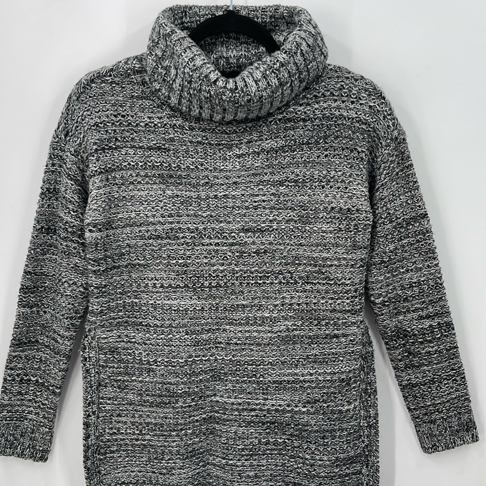 Vero Moda Sweater - Picture 2 of 4
